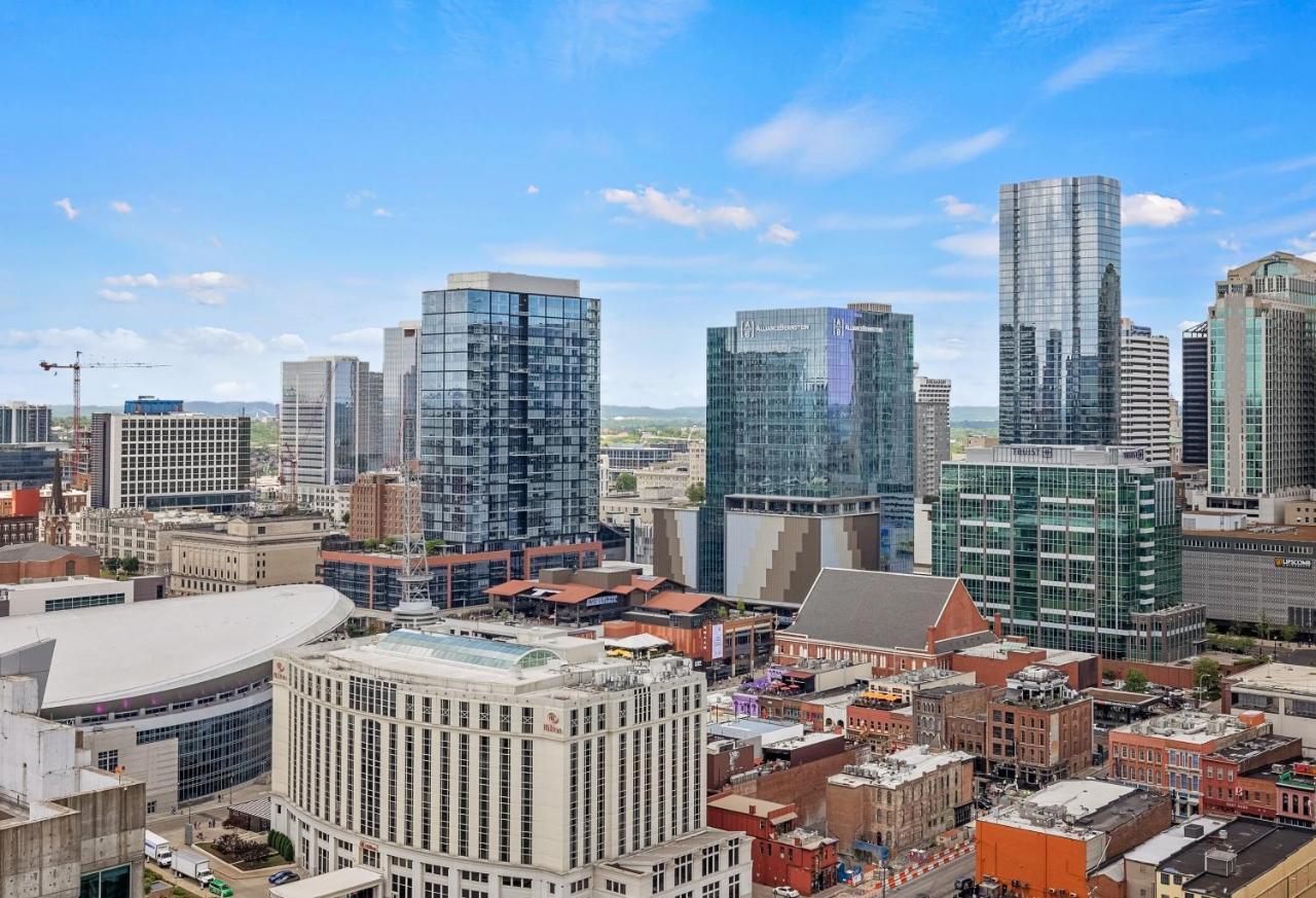Placemakr Premier SoBro Nashville Exterior foto Denver skyline