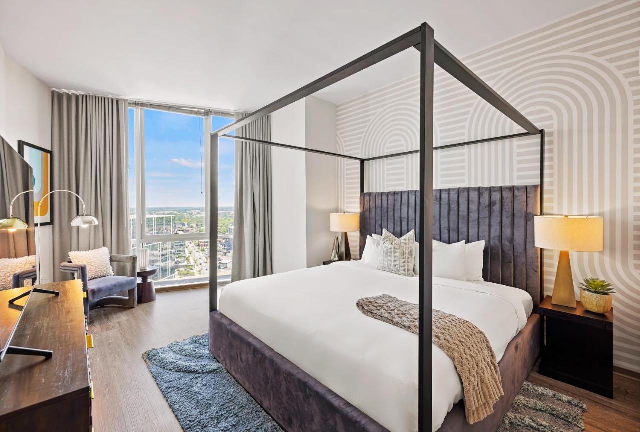 Placemakr Premier SoBro Nashville Exterior foto A bedroom at the West Hollywood Edition