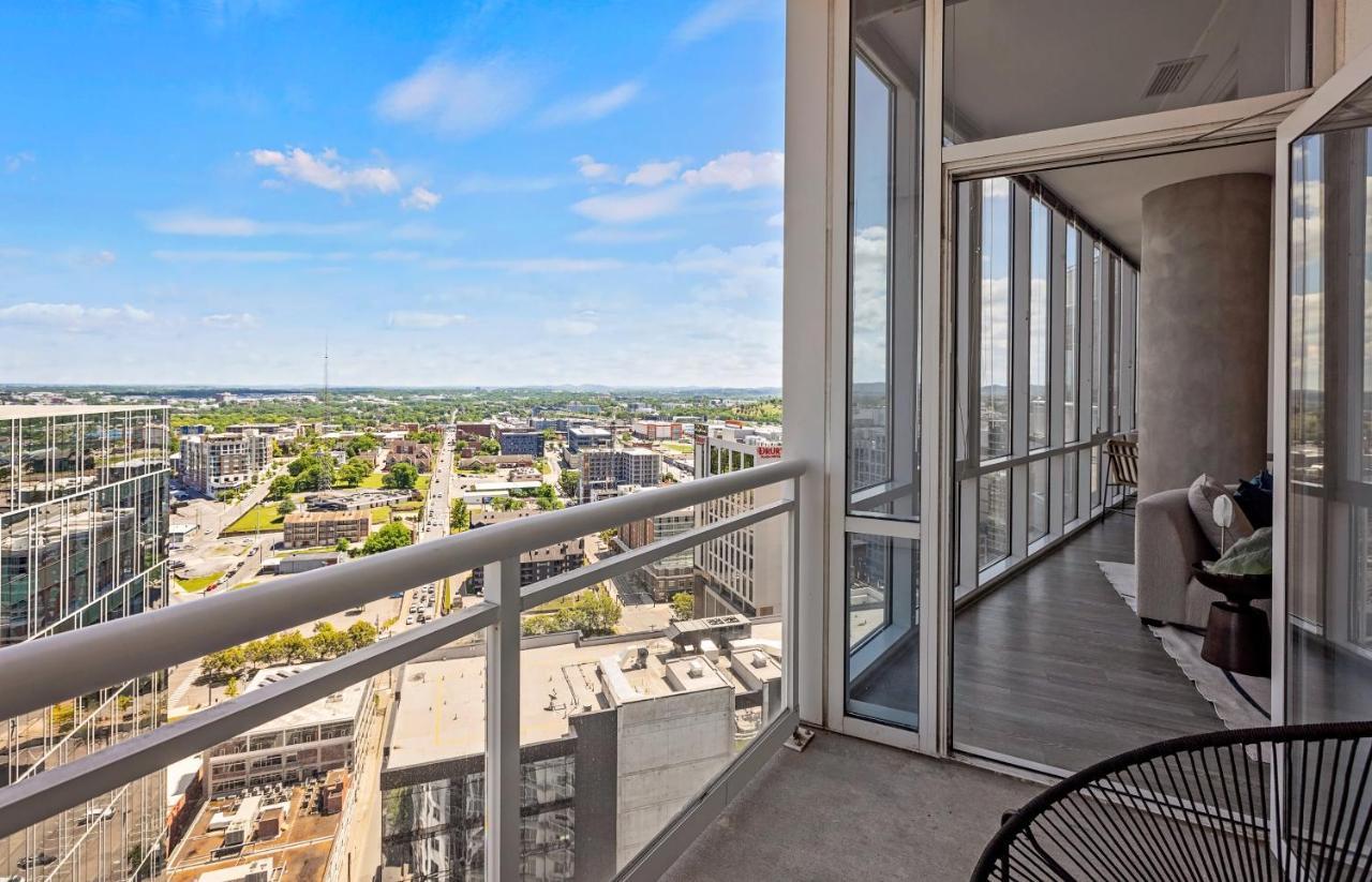 Placemakr Premier SoBro Nashville Exterior foto View from a balcony